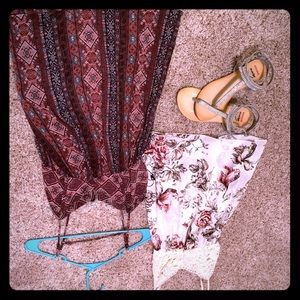 Bundle🤑 2 tunic style tanks